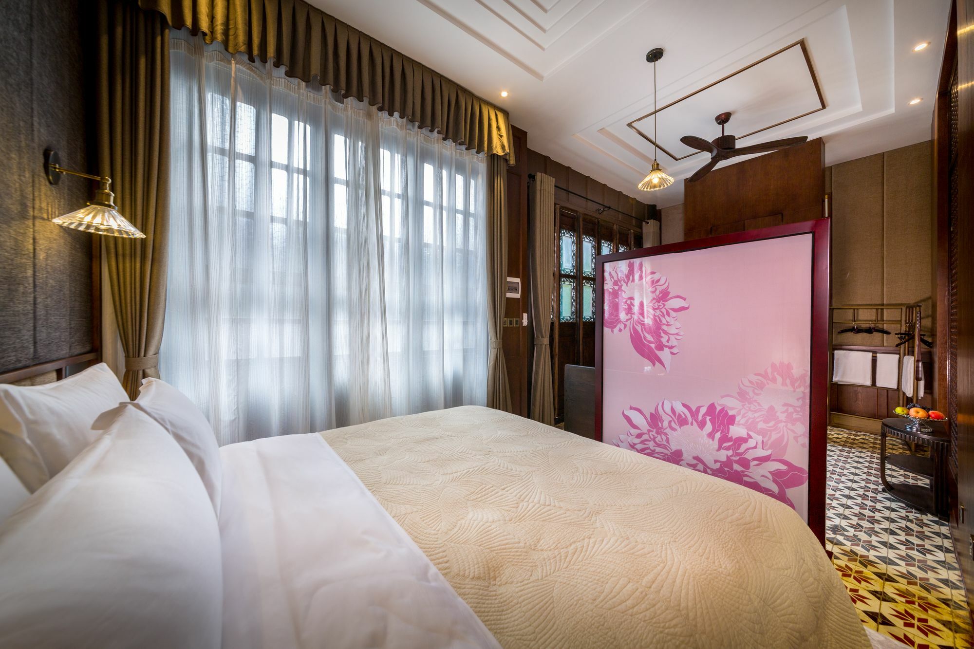 Silver Chest Boutique Hotel Kunming Exterior photo